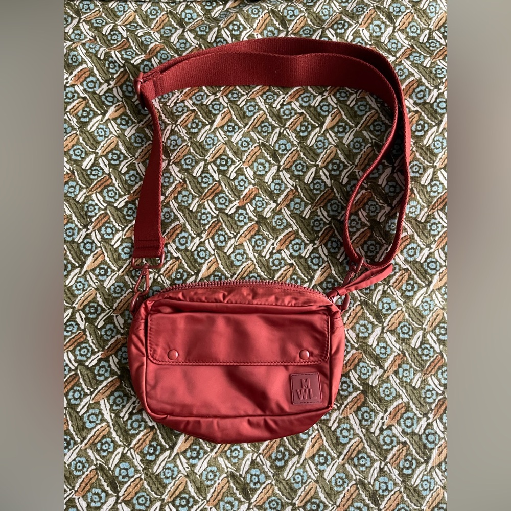Madewell MWL (Re)sourced camera bag in rust